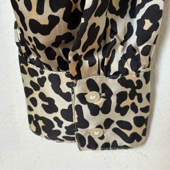 LOFT Leopard Print Silk Feel Silky Mock Neck Long Sleeve Blouse Top Shirt 16 - Picture 8 of 11